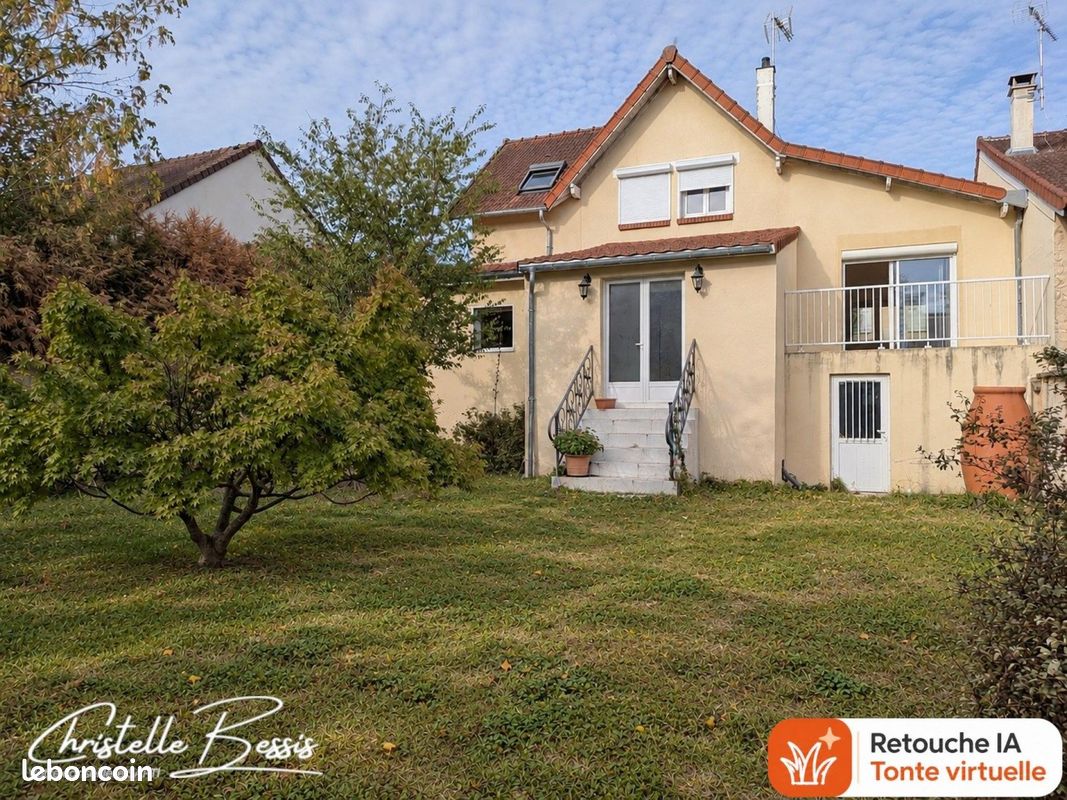 Maison 6 pièces 123 m² · à Villecresnes · 123 m² · 365 000 €
