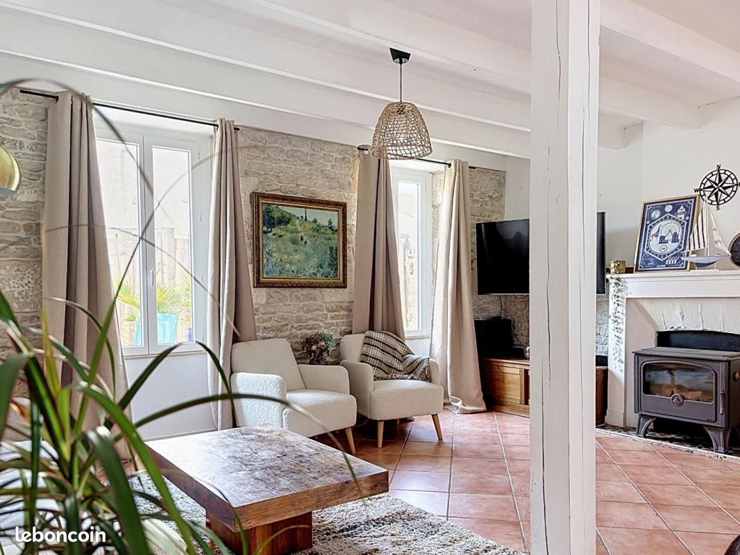 Maison 5 pièces 157 m² · à Saint-Sauveur-d'Aunis · 157 m² · 291 100 €