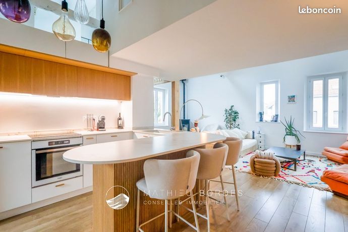 Loft 5 pièces 132 m²