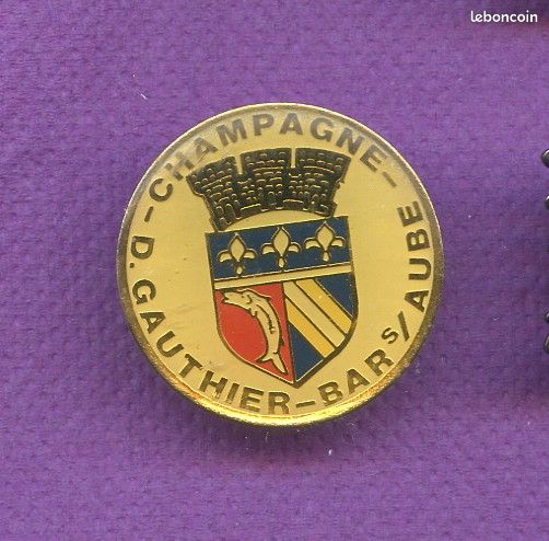 Rare Pins Champagne D.Gauthier Bar Sur Aube C934 (image 1)
