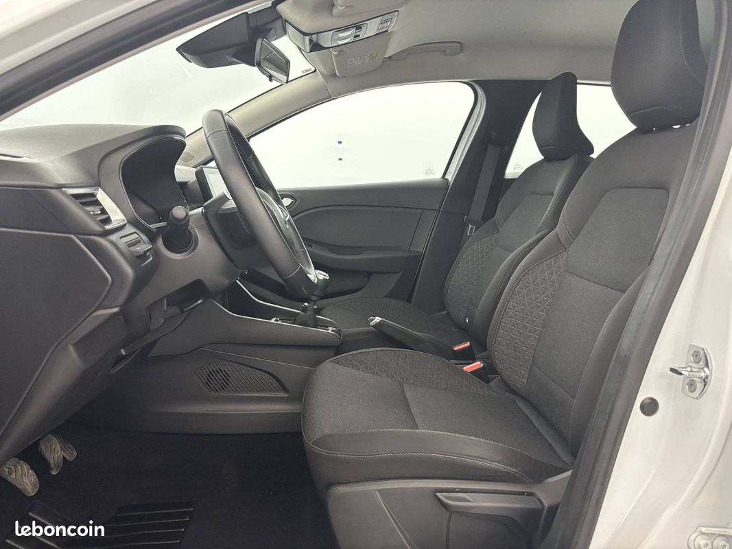 RENAULT Clio TCe 90 Equilibre (image 9)