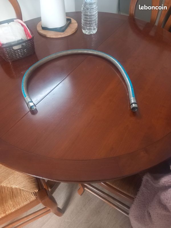 Vends tuyau à gaz de ville à vie 1m00 (image 1)