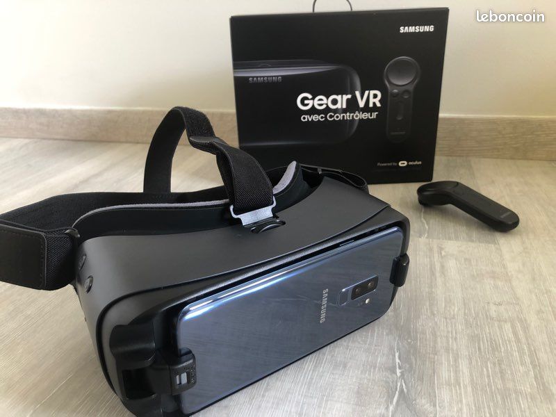 SAMSUNG GEAR VR avec contrôleur (image 2)