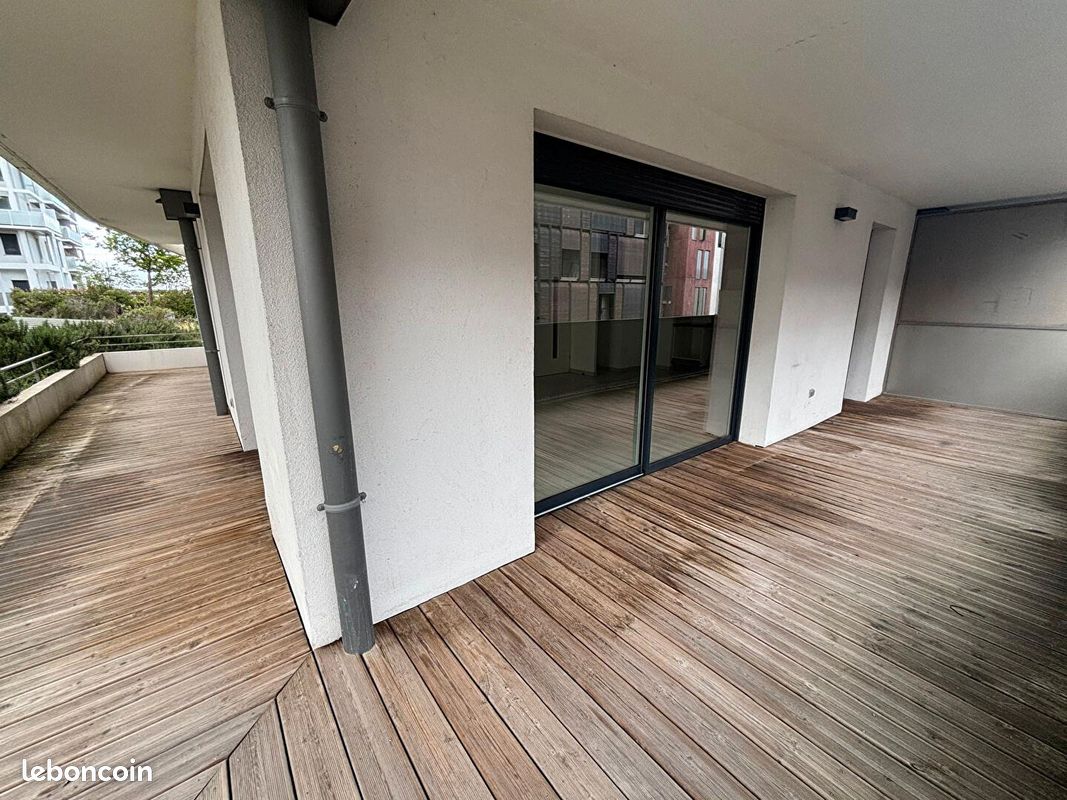 Appartement 3 pièces 64 m² · à Toulouse · 64 m² · 880 €