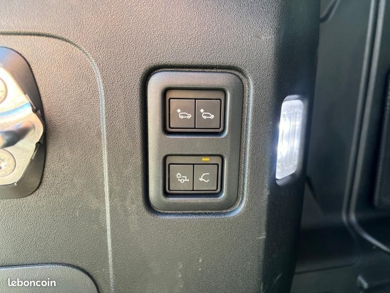 Land-rover Defender 110 2.0 D240 First Edition (image 8)