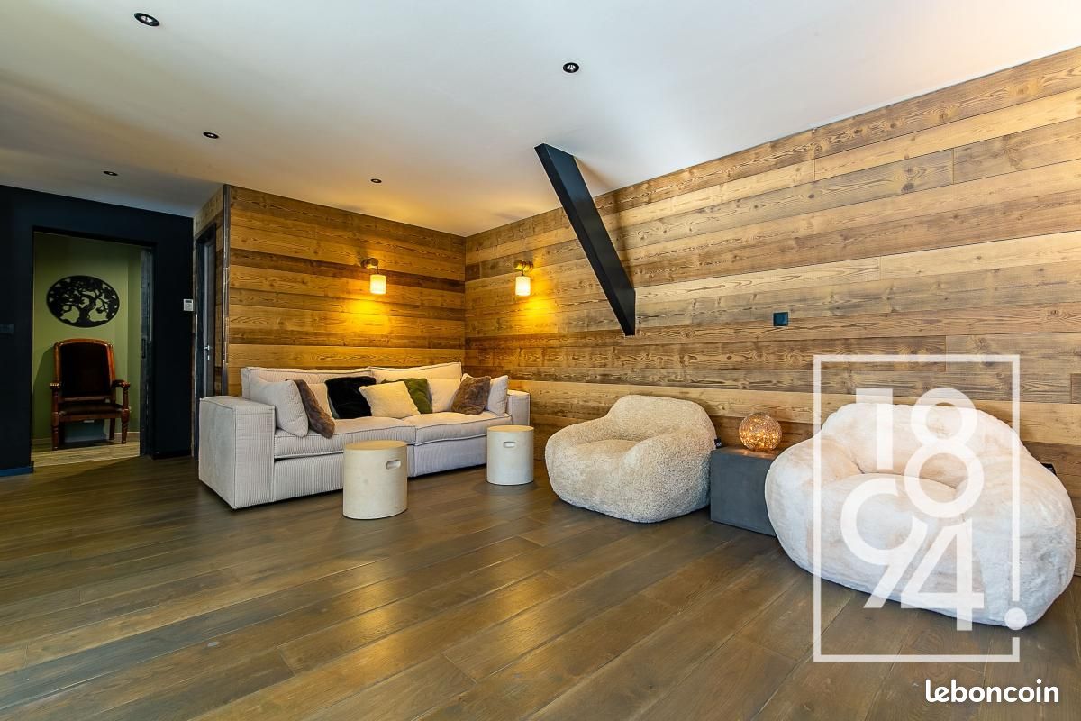 Maison 8 pièces 235 m² · à Uvernet-Fours · 235 m² · 610 000 €