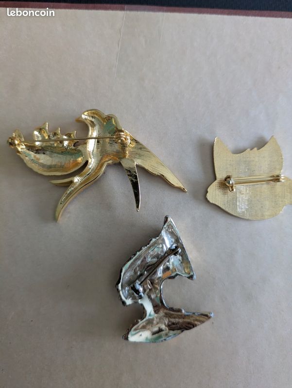 Lot de trois broches (image 2)