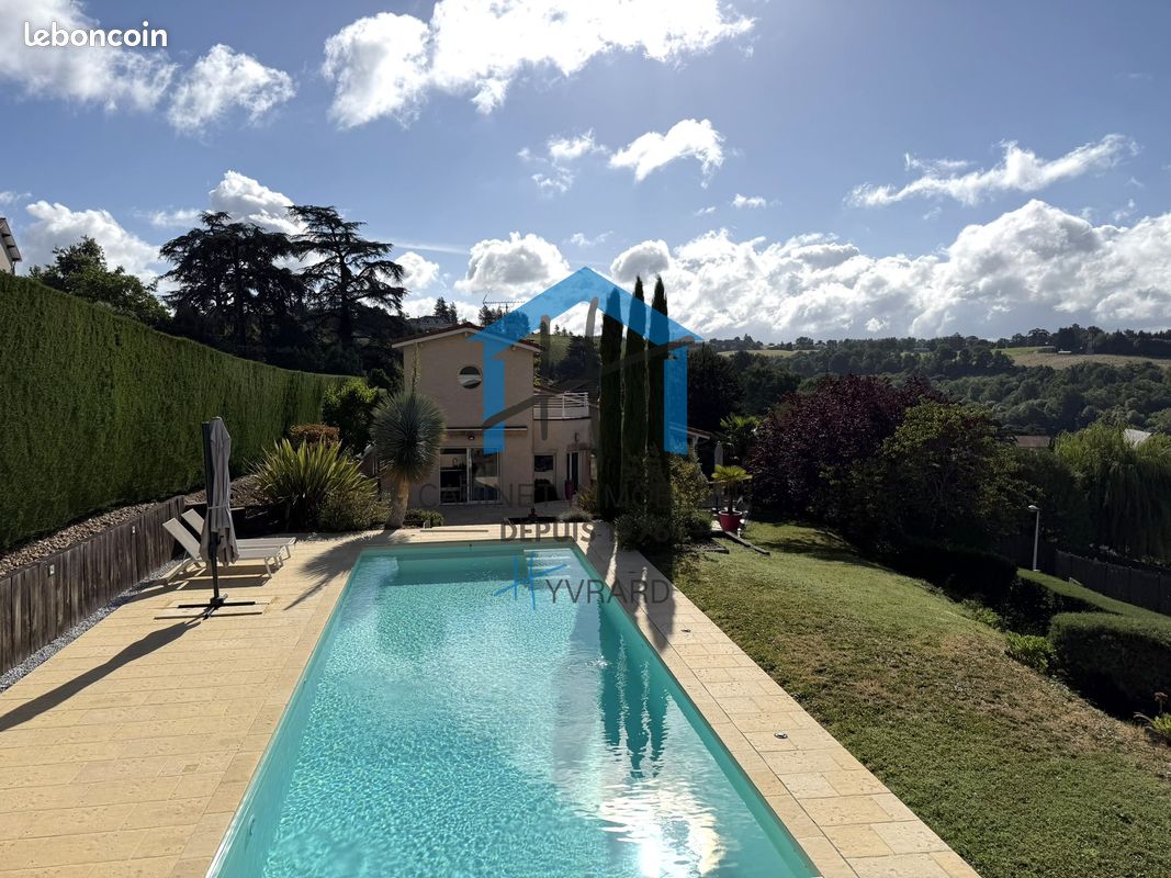 Maison 7 pièces 210 m² · à La Fouillouse · 210 m² · 639 000 €