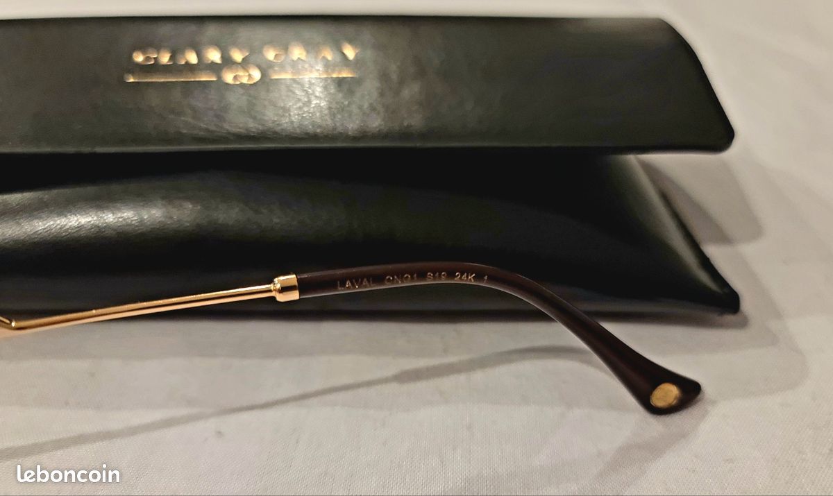 ✨ Lunette de soleil Clary Gray - Modèle LAVAL - OR 24K - NEUVE ✨ (image 3)