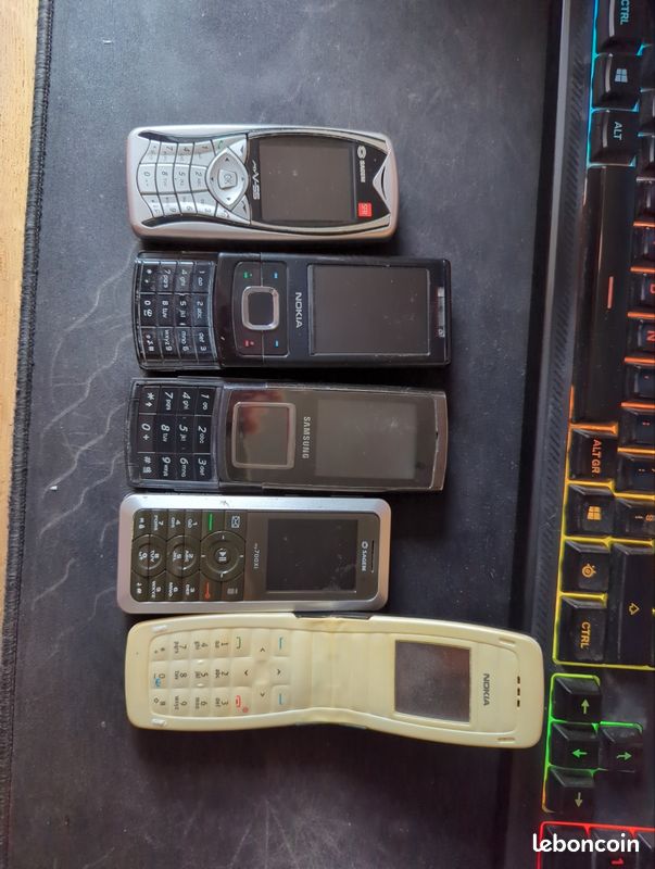 Vend lot téléphone ancienne génération (image 2)