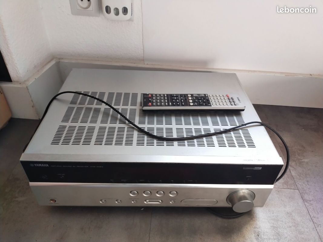 Ampli Yamaha HTR 4063 (image 1)
