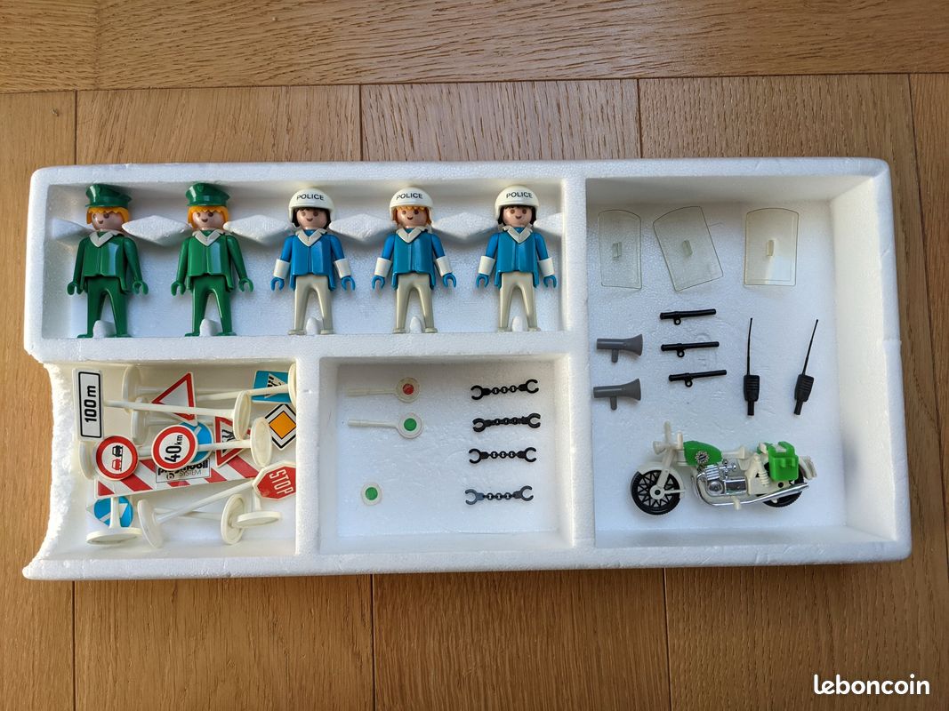 Lot Playmobil Vintage 3232 – Police Moto Avec Chiens Et Bâtiment – Année 1976