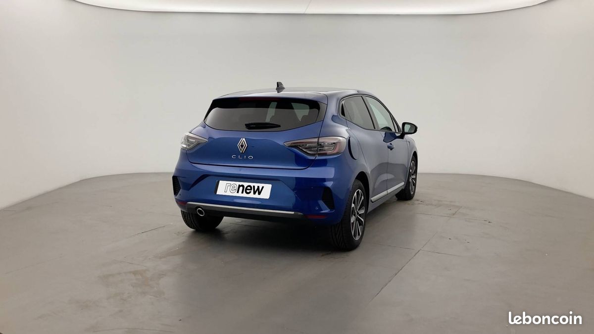 Renault clio tce 90 ch gsr2 techno (image 2)