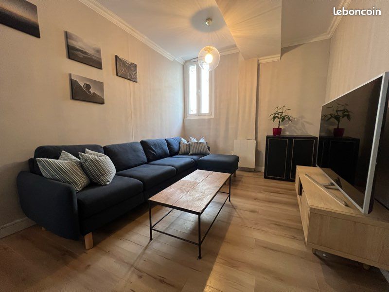Appartement 2 pièces 47 m² · à Suresnes · 47 m² · 1 400 €/mois