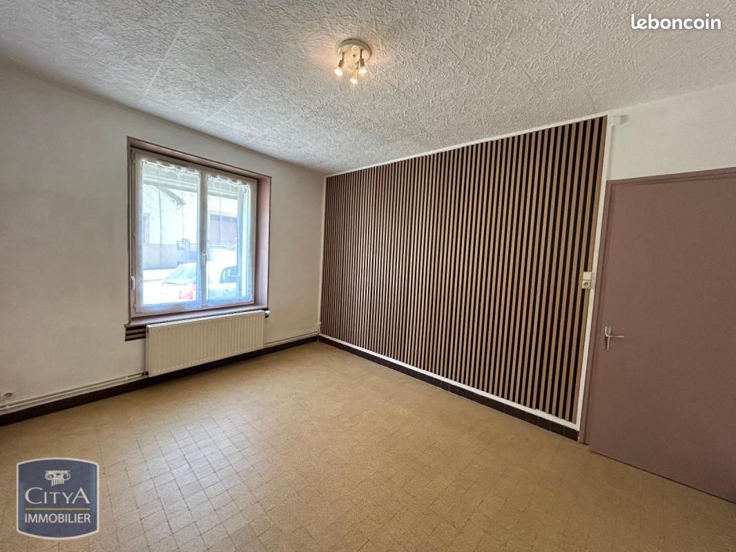 Appartement 3 pièces 58 m² · à Carignan · 58 m² · 495 €/mois