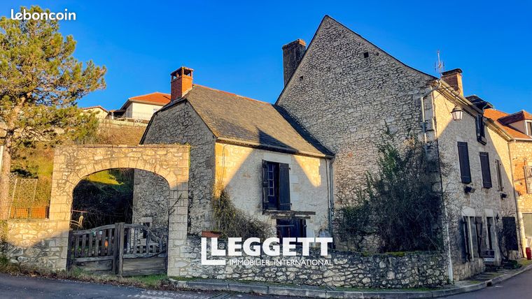 Maison 6 pièces 250 m²