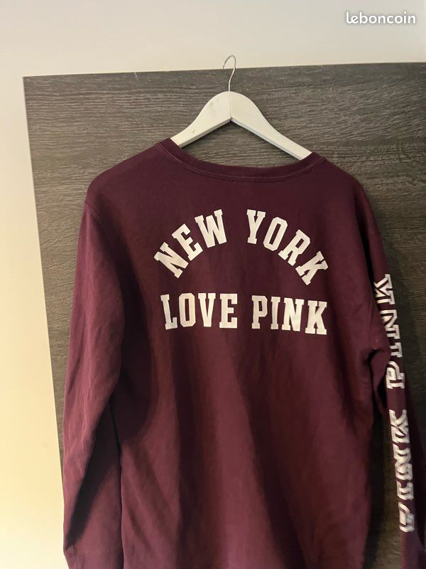 Pulls & Gilets VICTORIA'S SECRET pour Femme - Vestiaire Collective Pulls & Gilets VICTORIA'S SECRET pour Femme - Vestiaire Collective