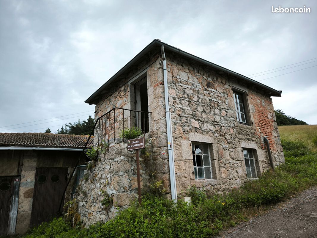 Maison 2 pièces 40 m² · à Ambierle · 40 m² · 56 500 €