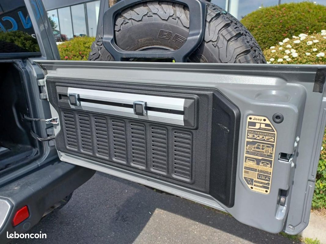 JEEP WRANGLER SRT392 Unlimited Rubicon SRT 392 - PAS DE MALUS (image 26)