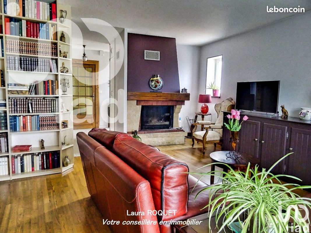 Maison 7 pièces 139 m² - Ruffec 16700 (image principale 4)