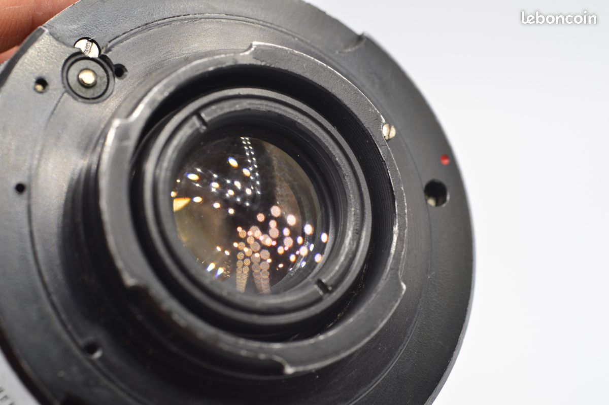 BEL OBJECTIF M42 50mm f1,8 PENTACON bouchon pare soleil housse LUMINEUX