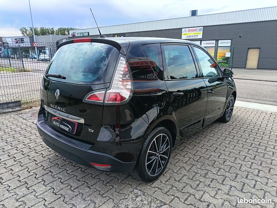 RENAULT Grand Scenic 3 III BOSE 1.2 tce 115 ch Garantie 12 mois (image 4)