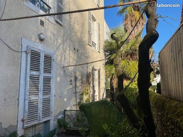 Maison 17 pièces 384 m²