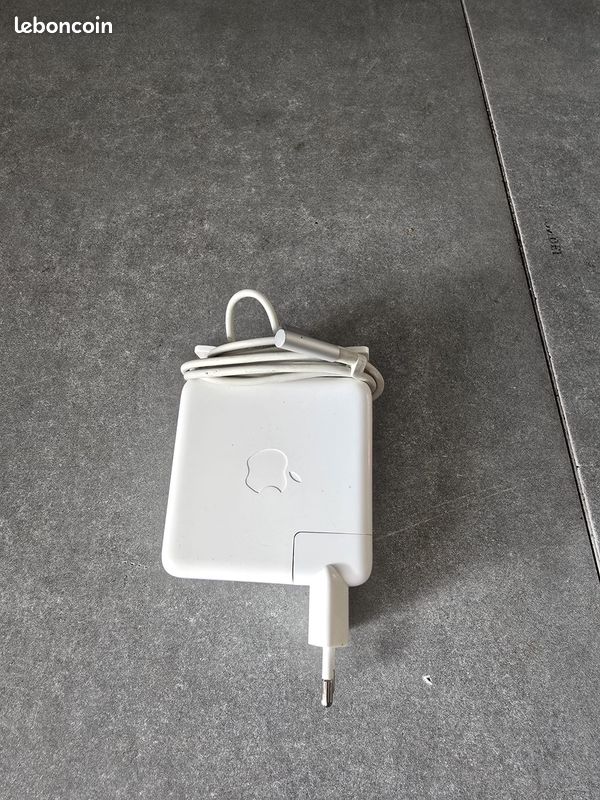 Mac Book pro (image 10)