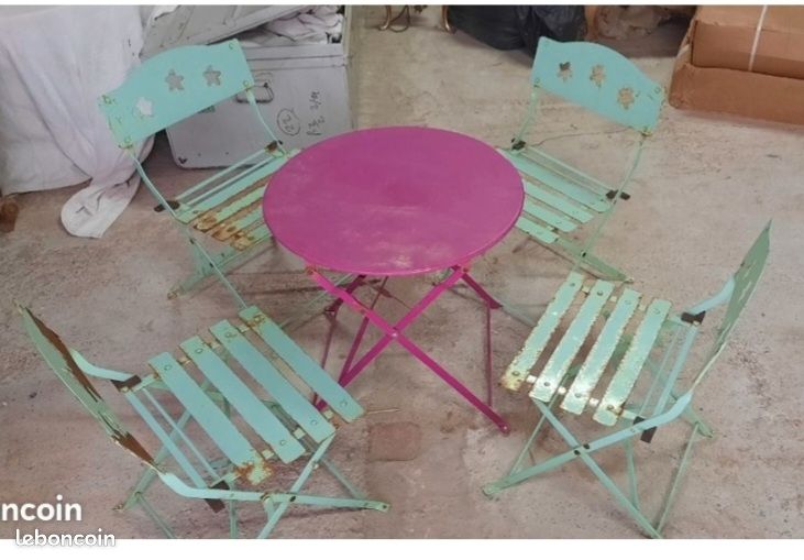 Salon de jardin pour enfant (image 1)