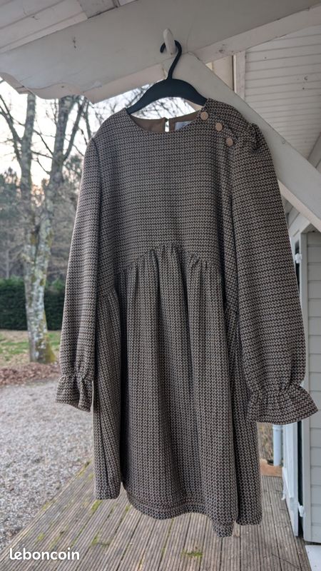 Robe Berthie taille S (image 2)