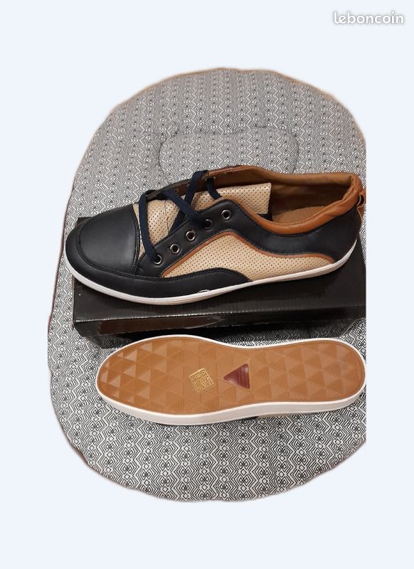 Basket taille 44 (image 1)
