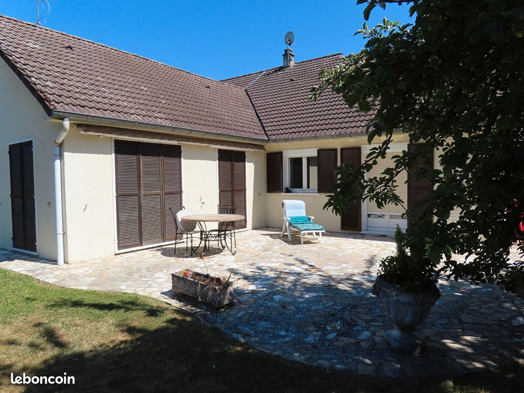Maison 6 pièces 142 m² · à Ozoir-la-Ferrière · 142 m² · 550 000 €