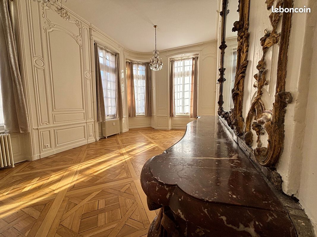 Appartement 4 pièces 171 m²