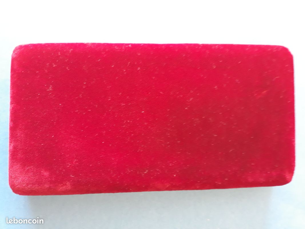 Stylo Plume Sheaffer Targa Laque Rouge Marbrée - Plume En Or 18 Carats - Occasion De Prestige
