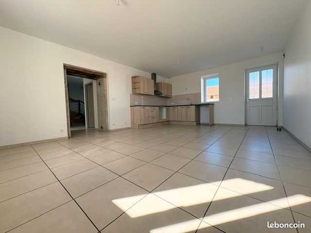Maison 5 pièces 130 m² · à Romans · 130 m² · 1 100 €/mois