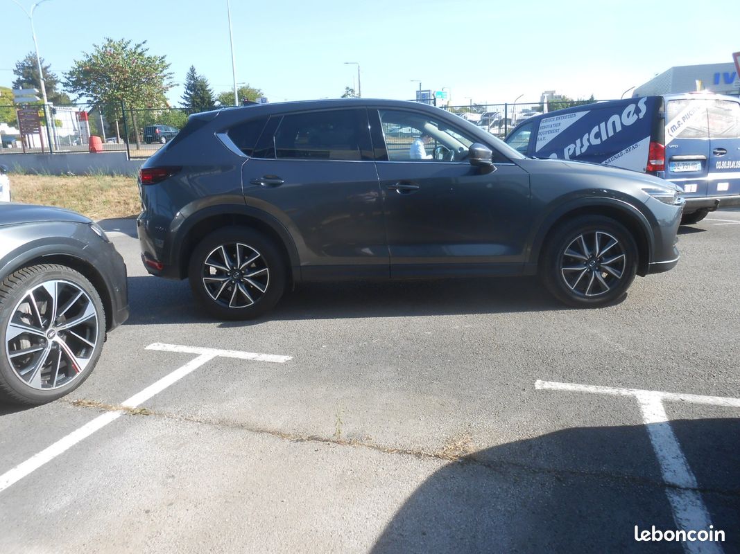 MAZDA CX-5 2.2L Skyactiv-D 150 ch 4x2 Signature / VENTE UNIQUEMENT A PROFESSIONNEL DE L'AUTOMOBILE (image 4)
