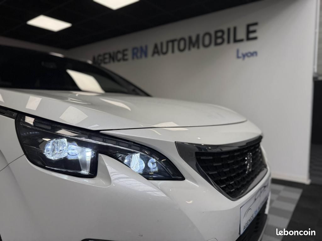 PEUGEOT 3008 Hybrid4 300 ch GT e-EAT8 (image 18)