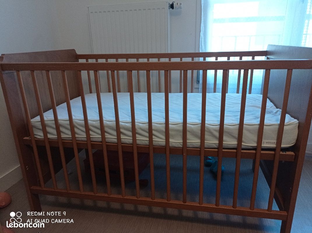 Lit bébé (image 1)