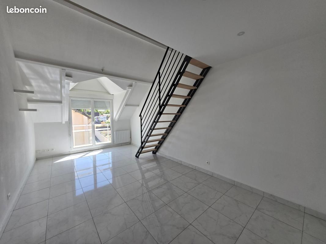 Appartement 3 pièces 74 m² · à Nemours · 74 m² · 820 €