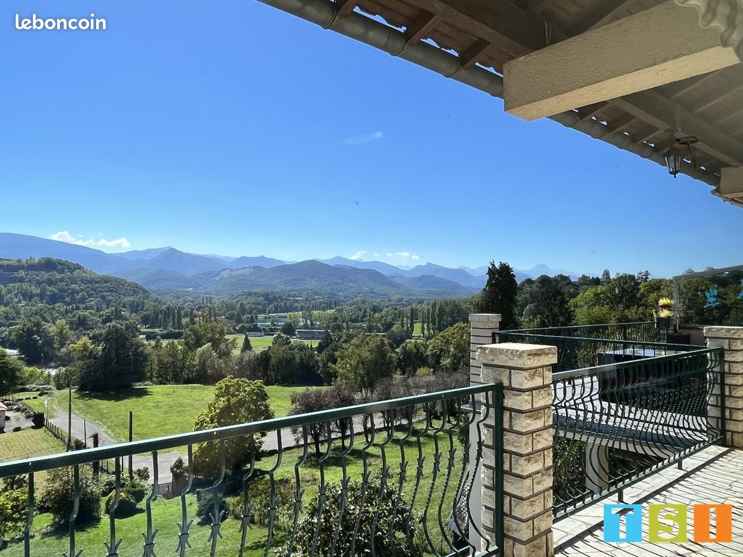 Maison 6 pièces 280 m² · à Montréjeau · 280 m² · 450 000 €