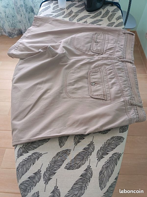 Bermuda femme taille 42 beige très bon état (image 2)