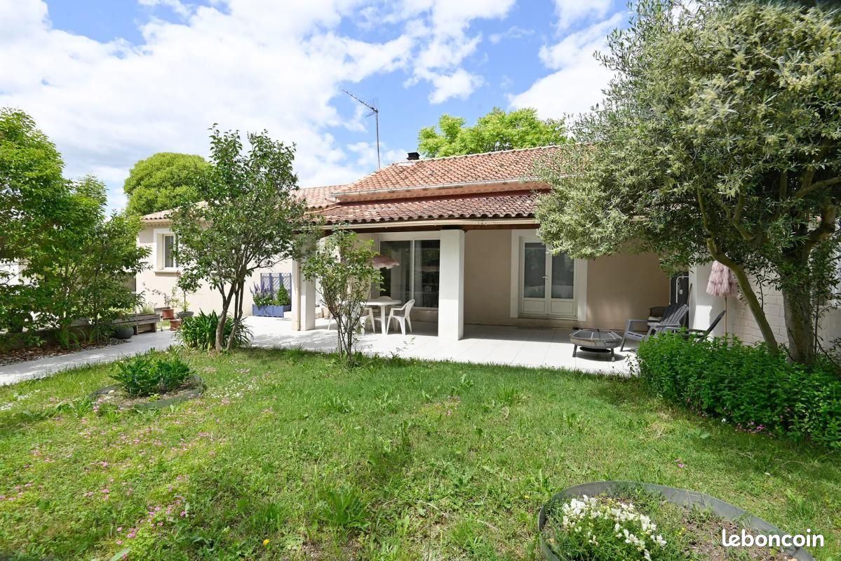 Maison 5 pièces 126 m² · à Saint-Hilaire-de-Brethmas · 126 m² · 290 000 €