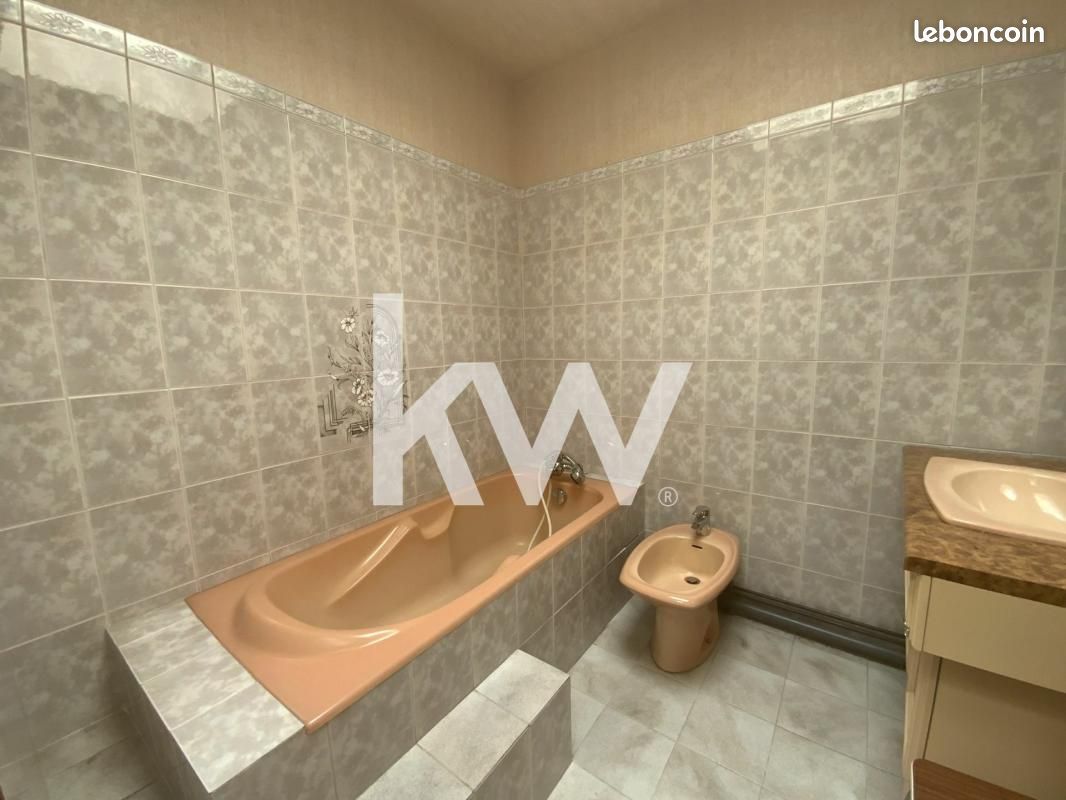 Maison 5 pièces 140 m² - Limoges 87000 (image principale 10)