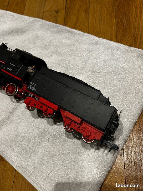 MÄRKLIN Locomotive à vapeur S 3/6, la Hochhaxige (haute sur