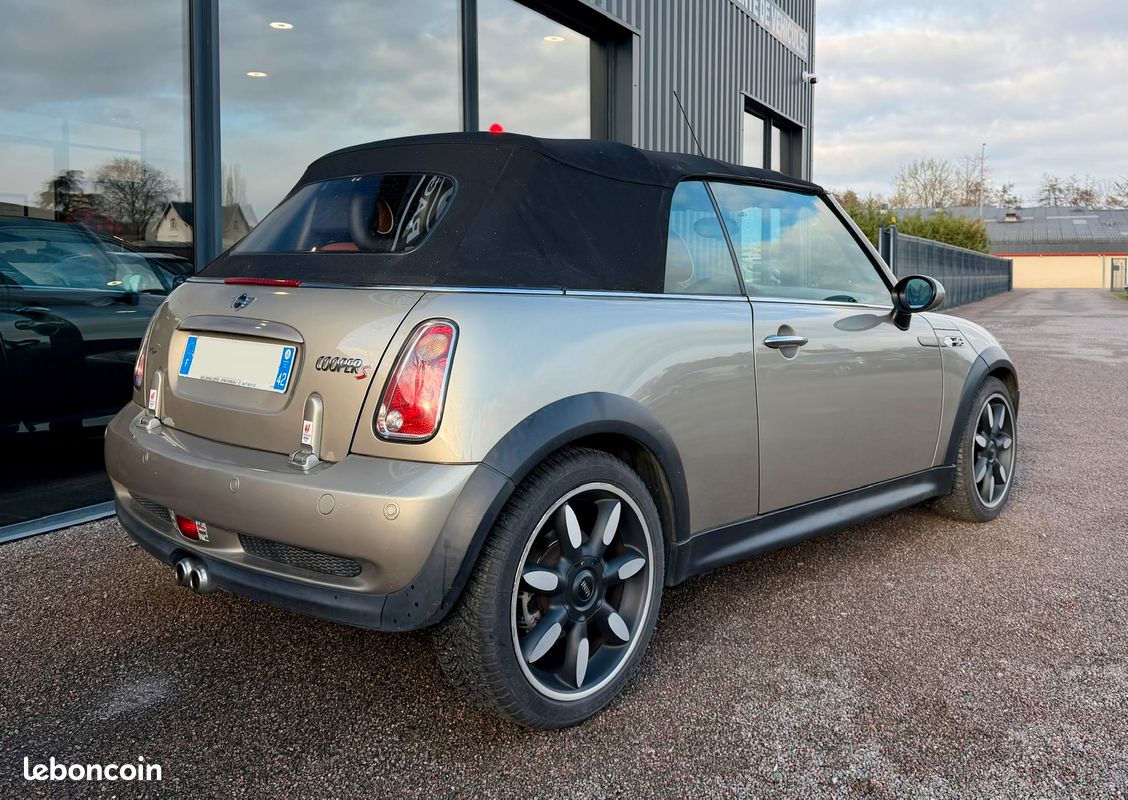 Mini Cooper S Cabriolet 1.6 L 170 CV Compresseur BVA (image 3)