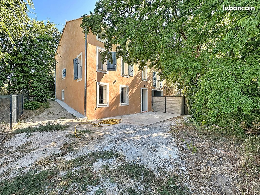 Maison 3 pièces 134 m² · à Carpentras · 134 m² · 1 300 €/mois