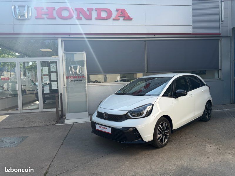 Honda jazz iv 1.5 e:hev 122 i-mmd advance sport (image 1)