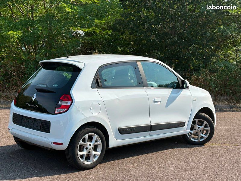 Renault Twingo Dynamique 0,9 TCE 90 ch (image 2)