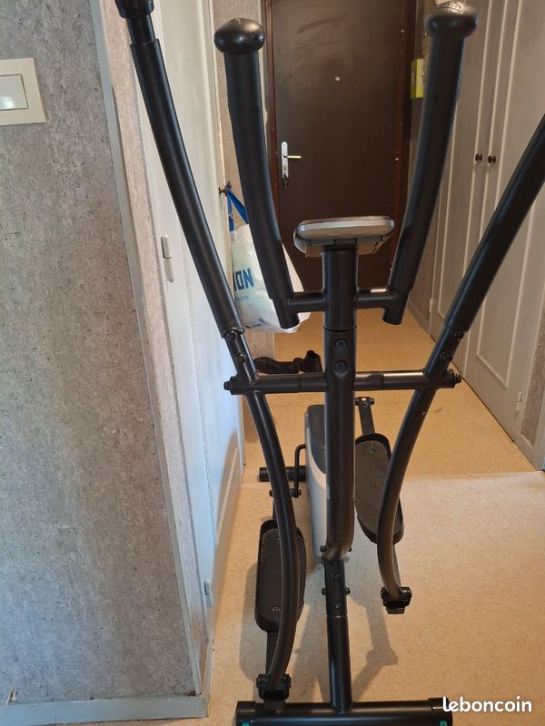 Vélo elyptique d'appartement très bon état (image 3)