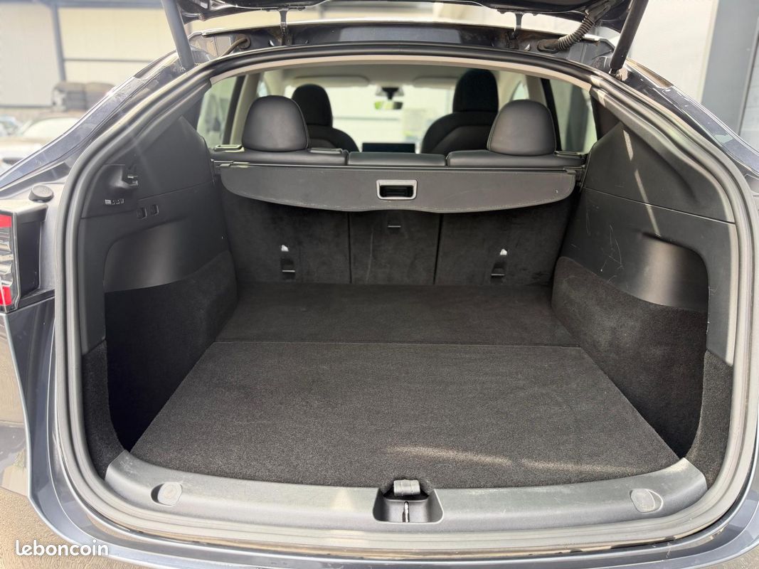 TESLA MODEL Y Long Range AWD Dual Motor SOH 90% (image 36)
